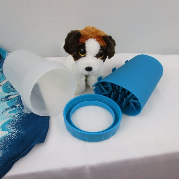 NWOT Dexas MudBuster Medium Portable Dog Paw Washer/ Paw Cleaner - Picture 5 of 8